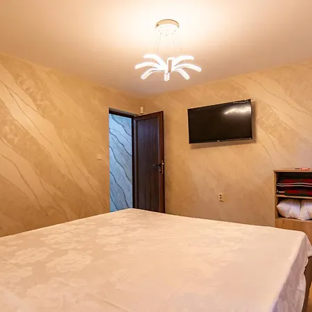 комплекс родопска среща - къщи и *