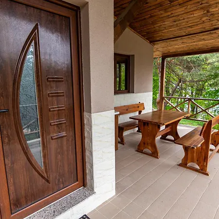 Вилла комплекс родопска среща - къщи и