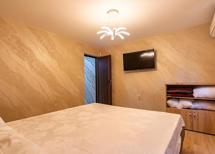 комплекс родопска среща - къщи и *