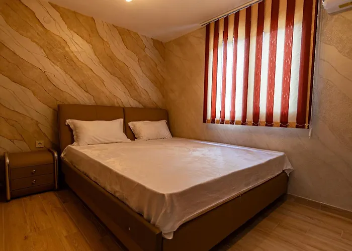 комплекс родопска среща - къщи и